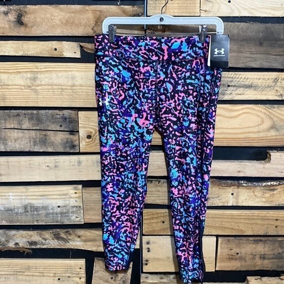 Under Armour Other - NWT Girl’s Heatgear Under Armour‎ Printed Ankle Crop Leggings YXL